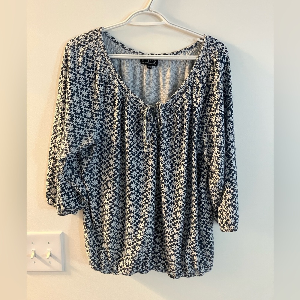 Women’s Top (New Woman Design) Size XL